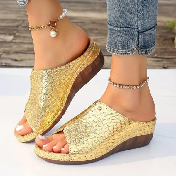 Comfort-Boosting Wedge Sandals with Contoured Footbed for Women