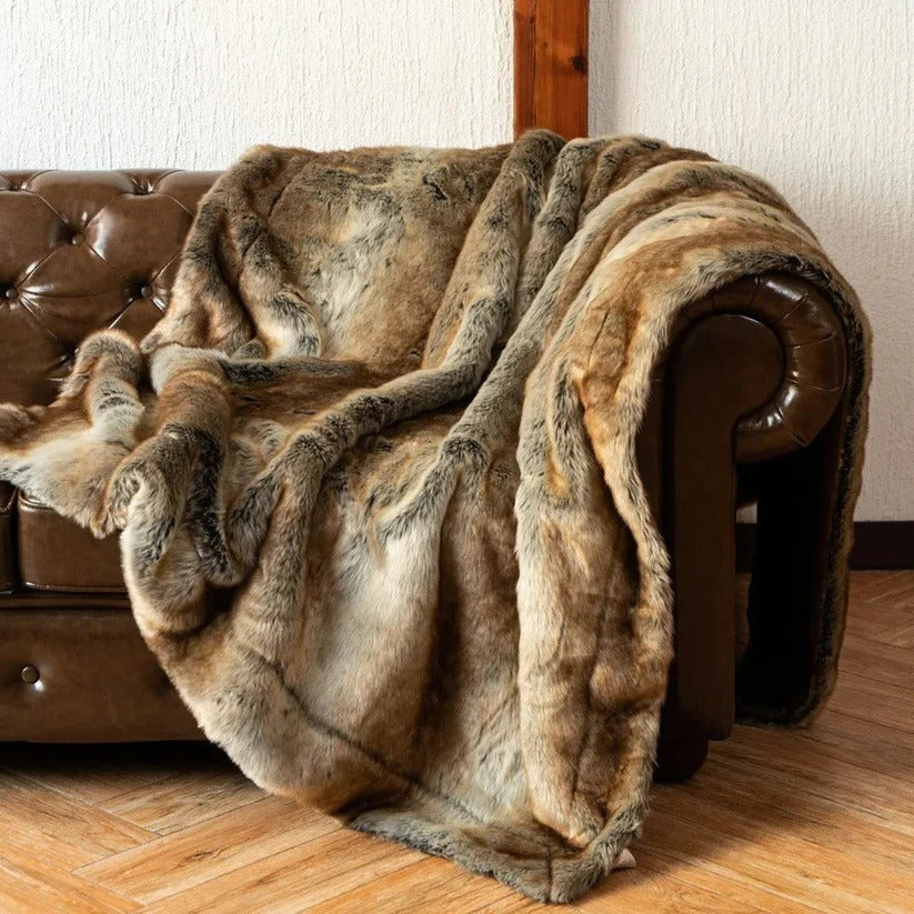 Luxurious Faux Fur Blanket for Ultimate Comfort