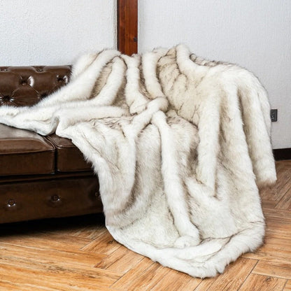 Luxurious Faux Fur Blanket for Ultimate Comfort
