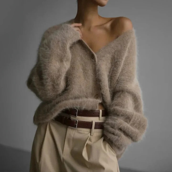 Luxurious Cashmere Knit Sweater for Women