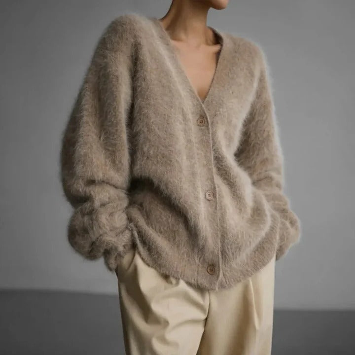 Luxurious Cashmere Knit Sweater for Women