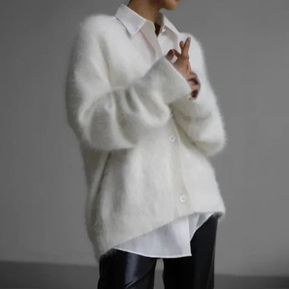 Luxurious Cashmere Knit Sweater for Women