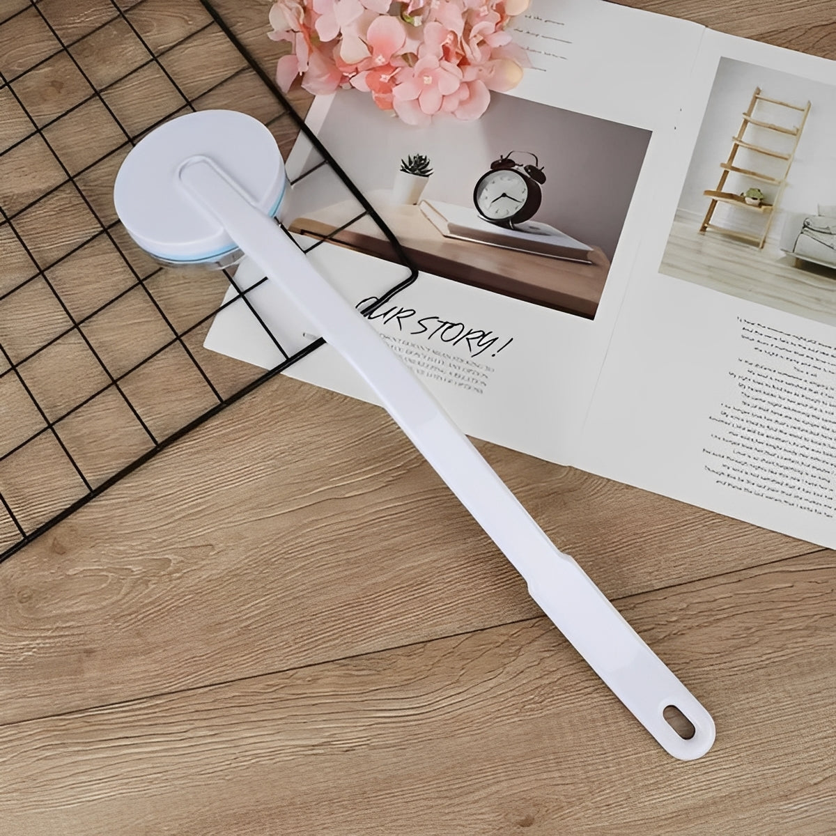 Extended Reach Lotion Applicator with Massage Roller