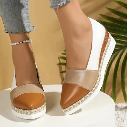 Stylish Elevated Sandals with Cushioned Footbed and Adjustable Strap