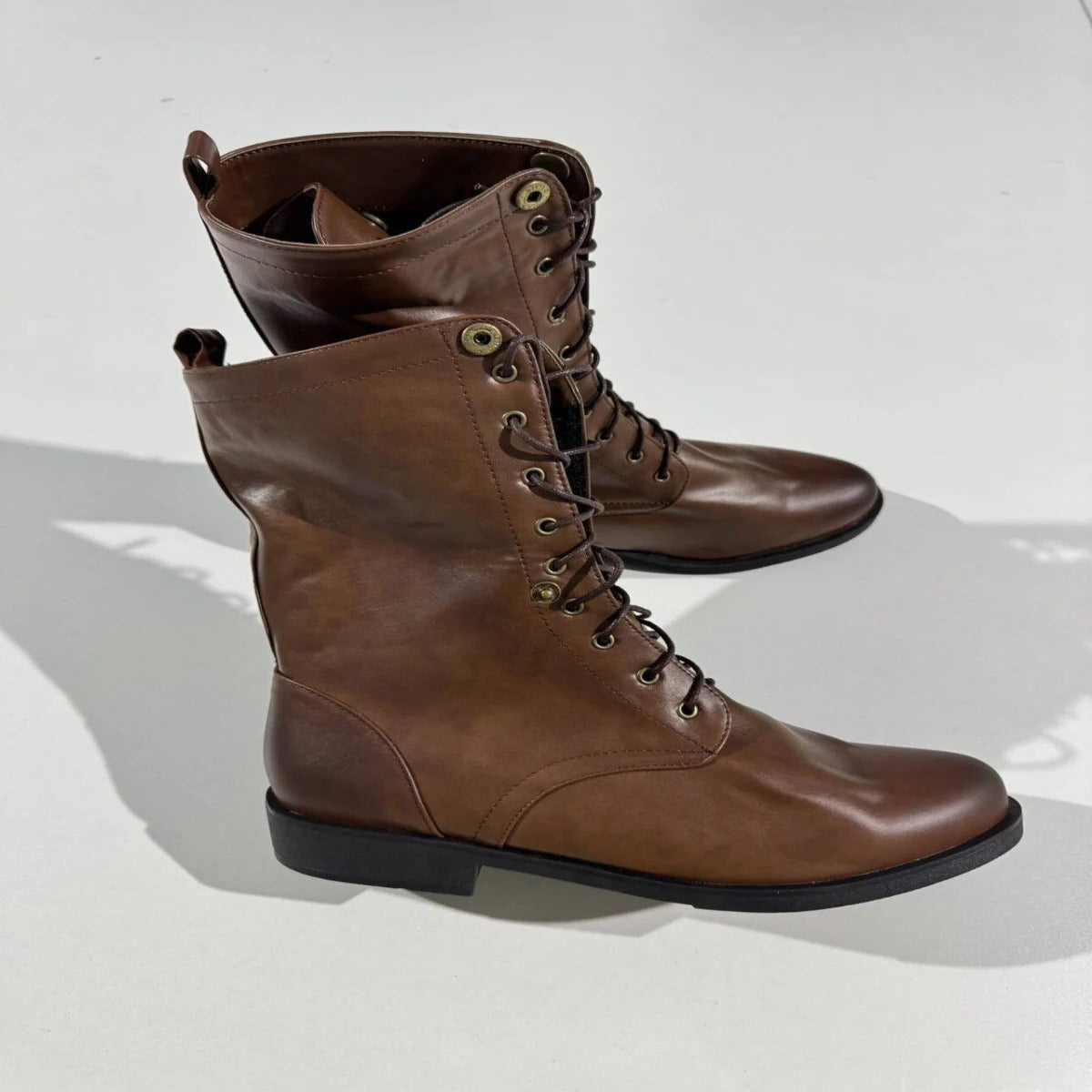 Stylish Convertible Ankle Boots with Adjustable Fit