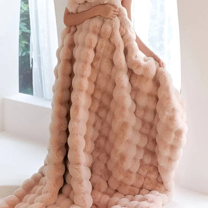 Cozy Plush Throw Blanket – Perfect for Sofa & Travel