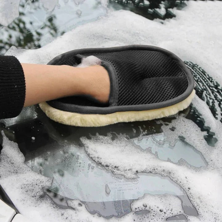 Reversible Microfiber Auto Cleaning Cloth with Secure Wrist Strap