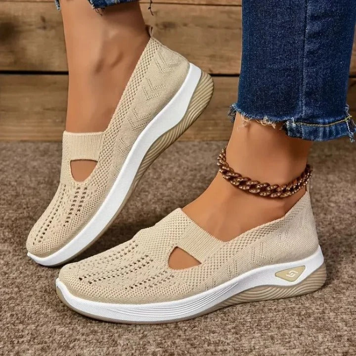 Lightweight Women's Airy Walking Sneakers with Comfort Cushioning