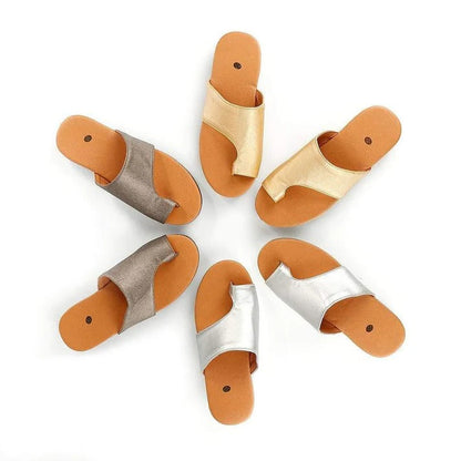 Comfort-Focused Platform Sandals with Flexible Fit