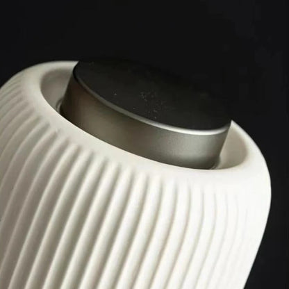 Elegant Keepsake Urn for Pet Remains with Secure Closure