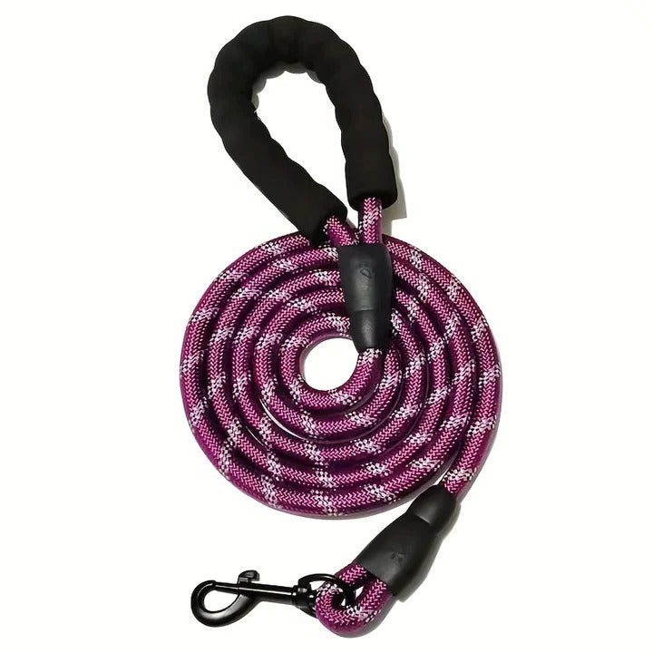 Comfort Grip Reflective Dog Leash for Enhanced Control