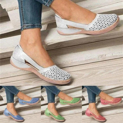 Everyday Comfort Flats with Spacious Toe Area and Arch Support