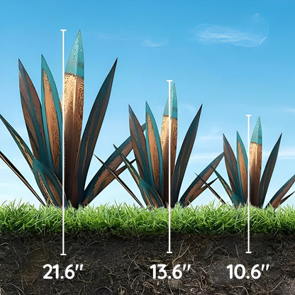 Stylish Metal Agave-Inspired Garden Ornament for Any Space