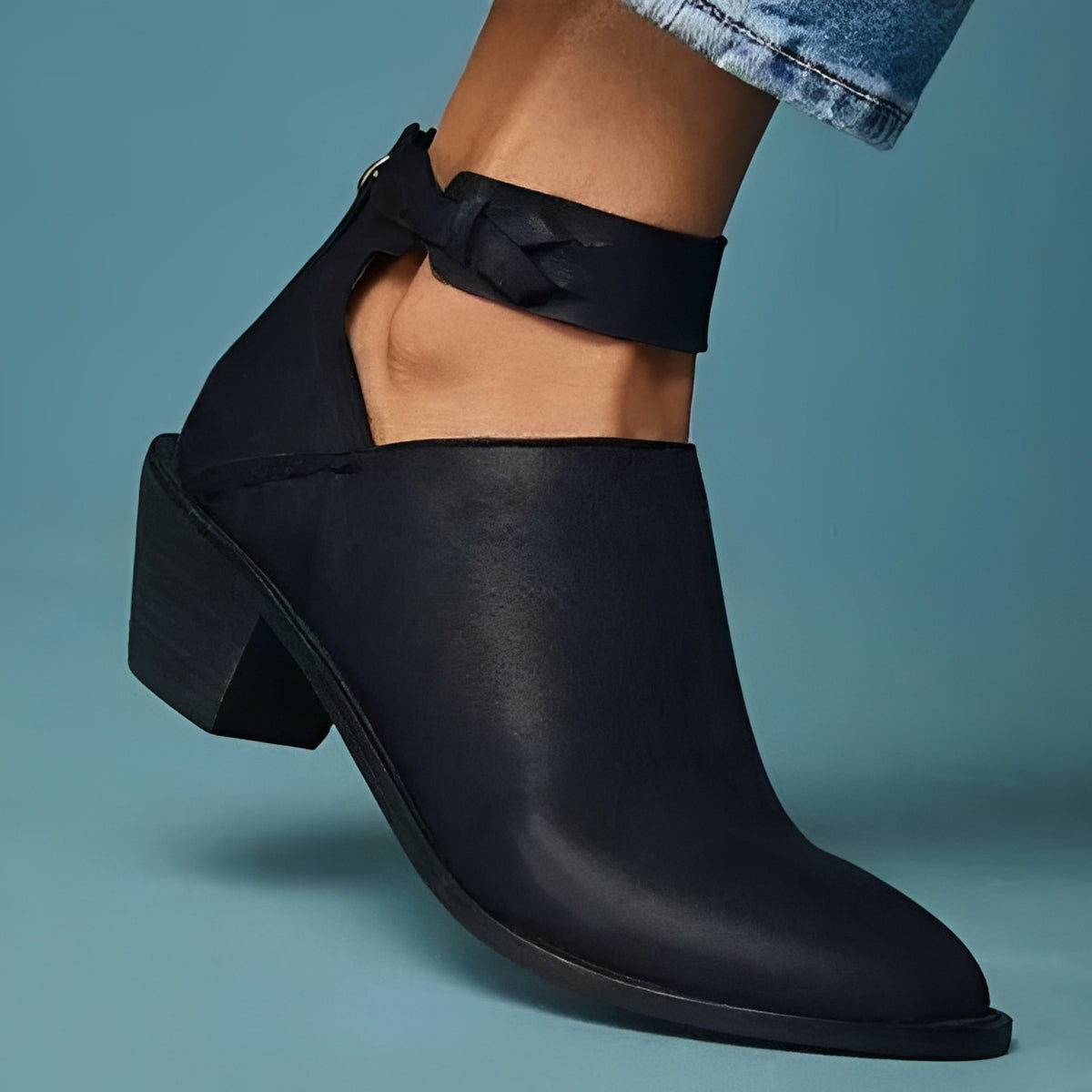 Stylish Ankle Boots with Braided Detail and Easy Zip Access