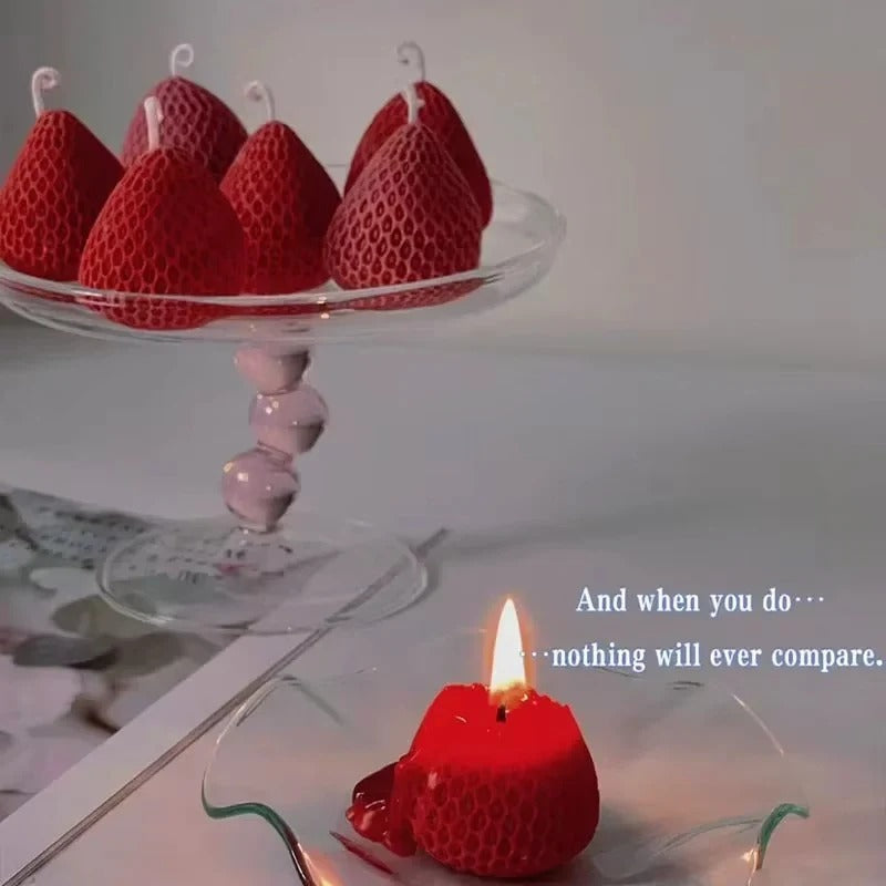Charming Strawberry-Scented Soy Candle for Cozy Spaces