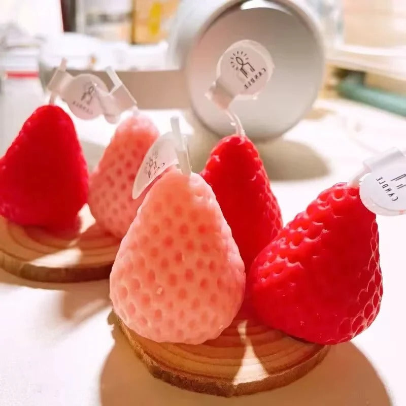 Charming Strawberry-Scented Soy Candle for Cozy Spaces