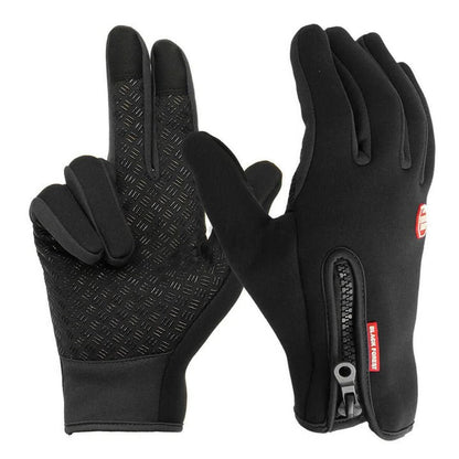 All-Season Touchscreen Gloves for Outdoor Adventures