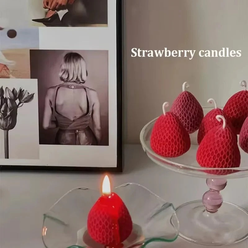 Charming Strawberry-Scented Soy Candle for Cozy Spaces