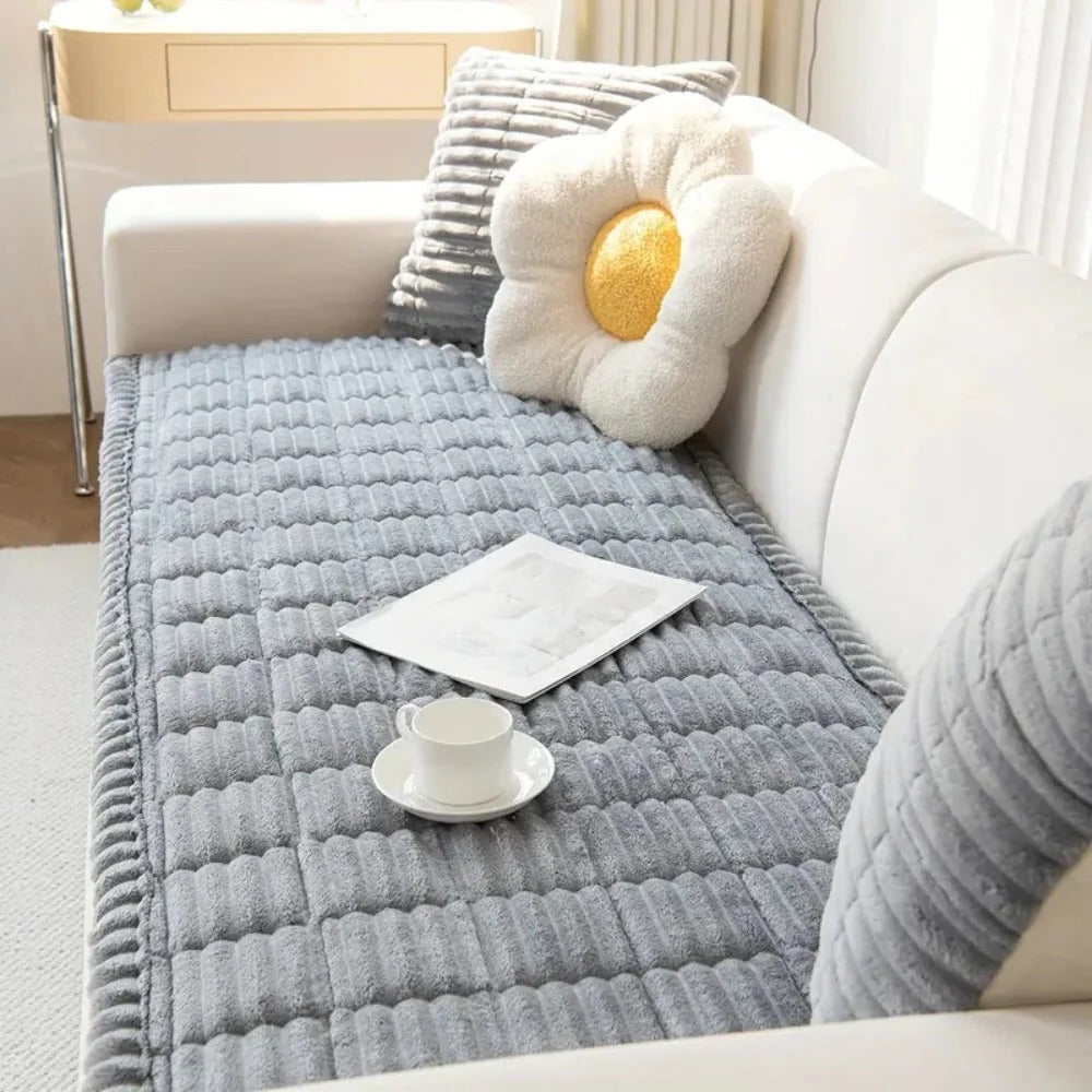 Luxurious Sofa Protector with Tailored Edges for Ultimate Coverage