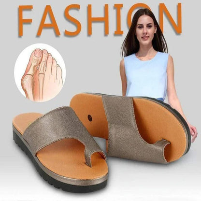 Comfort-Focused Platform Sandals with Flexible Fit