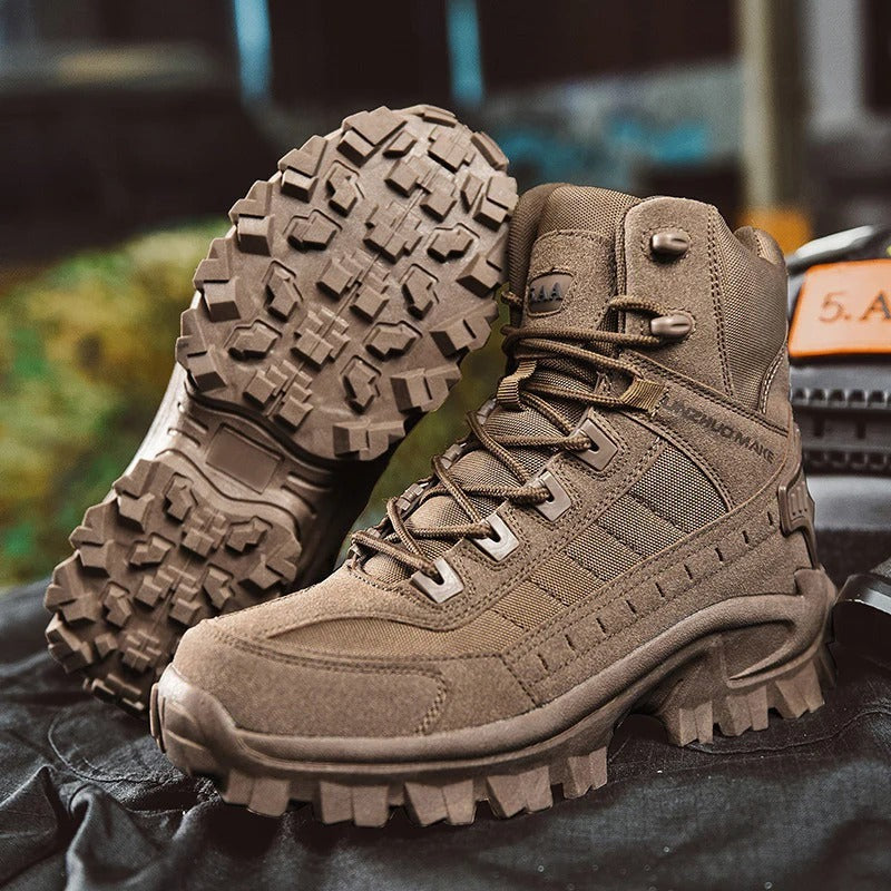 Men's Winter Boots with Insulation and Superior Grip