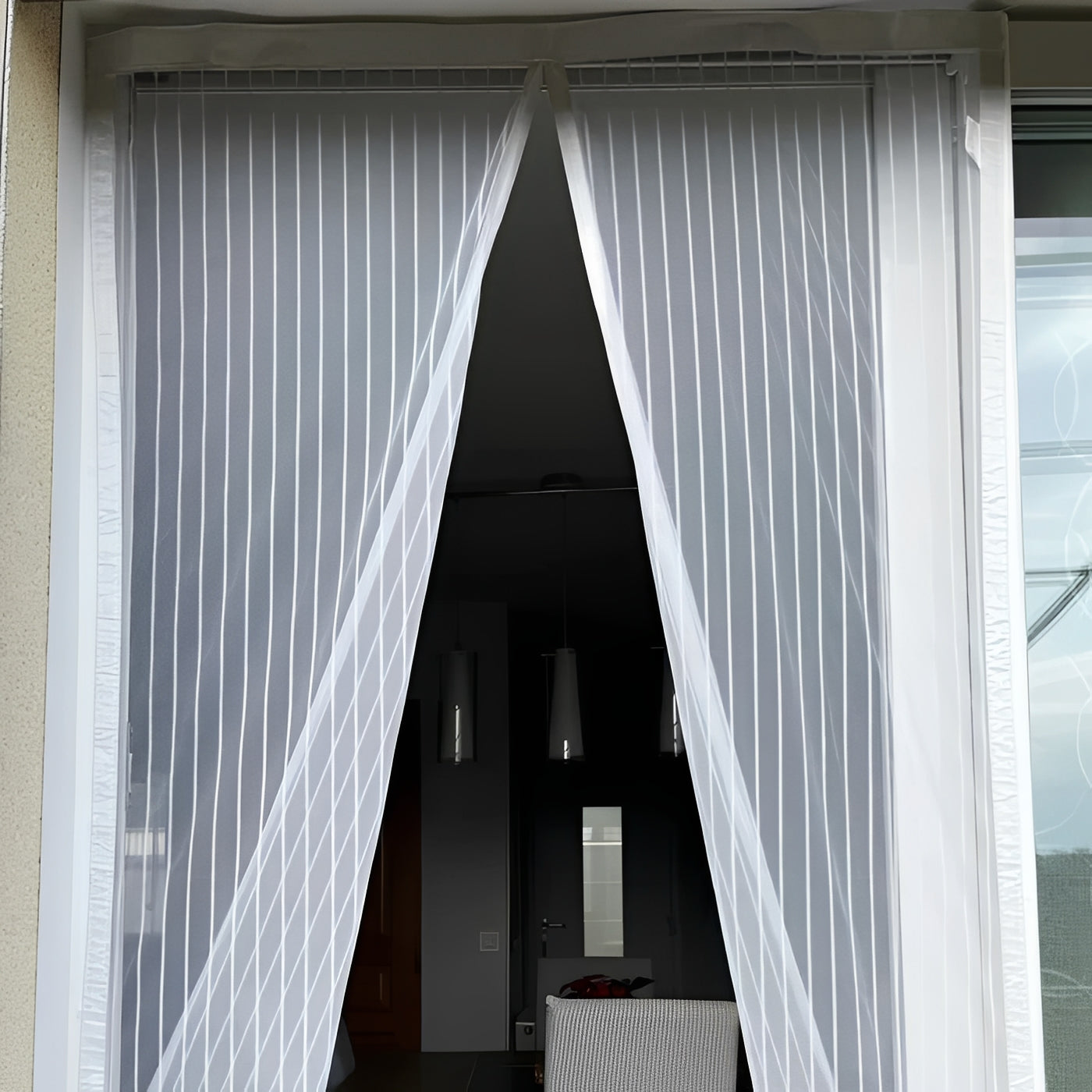 Insect-Blocking Magnetic Door Screen for Effortless Airflow