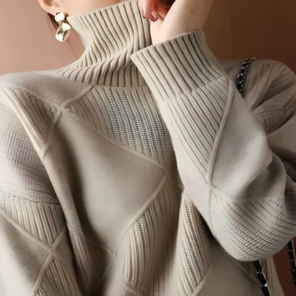 Luxurious Women's Oversized Cashmere Turtleneck Sweater