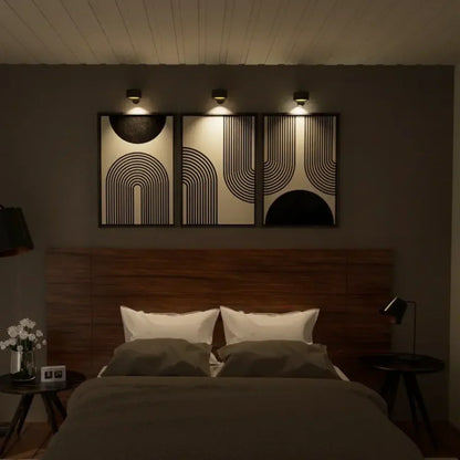 Adjustable Magnetic Wall Light with 360° Rotation and Long Battery Life