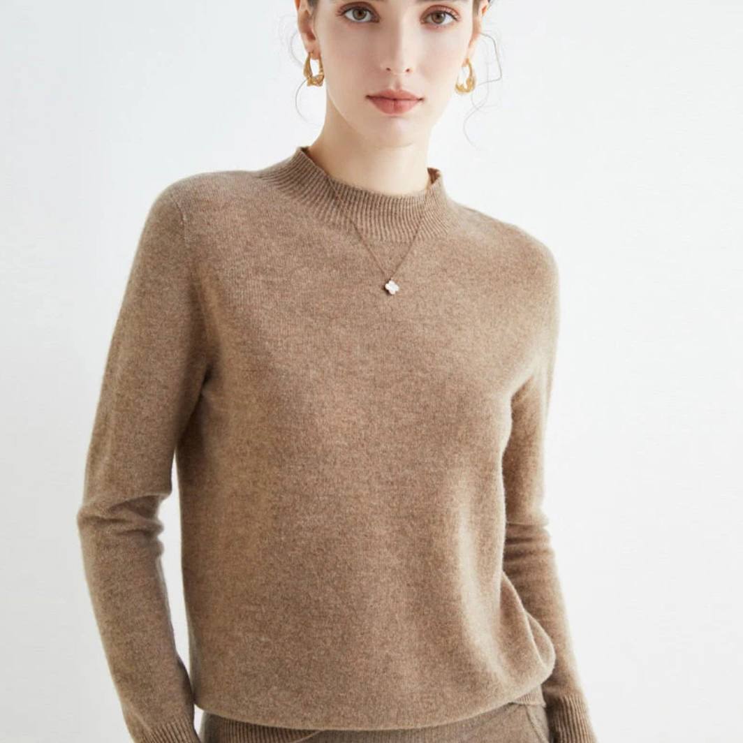 Luxurious Cashmere Blend Women's Pullover Sweater