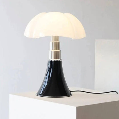 Elegant Bloom Table Lamp with Adjustable Dimming Feature