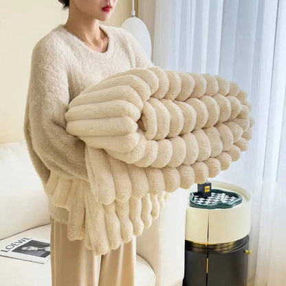 Plush Luxury Throw Blanket for Cozy Comfort and Style