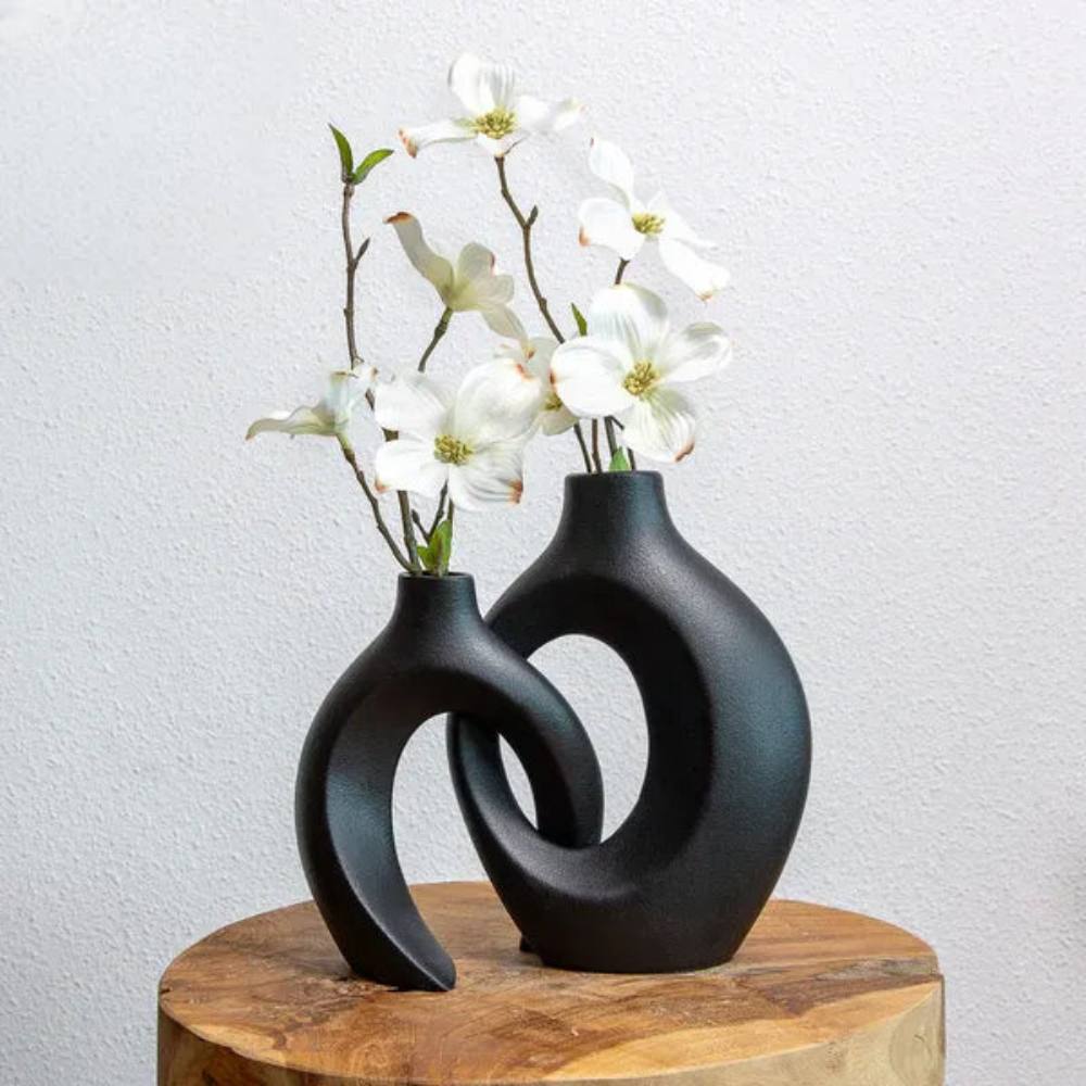 Charming Woven Ceramic Vase for Beautiful Floral Displays