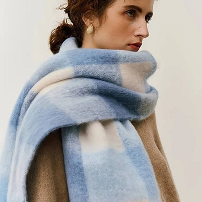 Luxurious Cashmere Wrap: Vibrant Scarf for Cozy Elegance