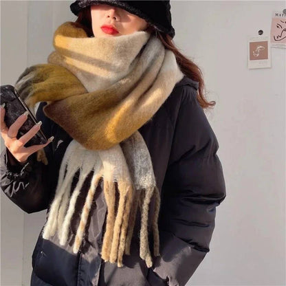 Luxurious Cashmere Wrap: Vibrant Scarf for Cozy Elegance