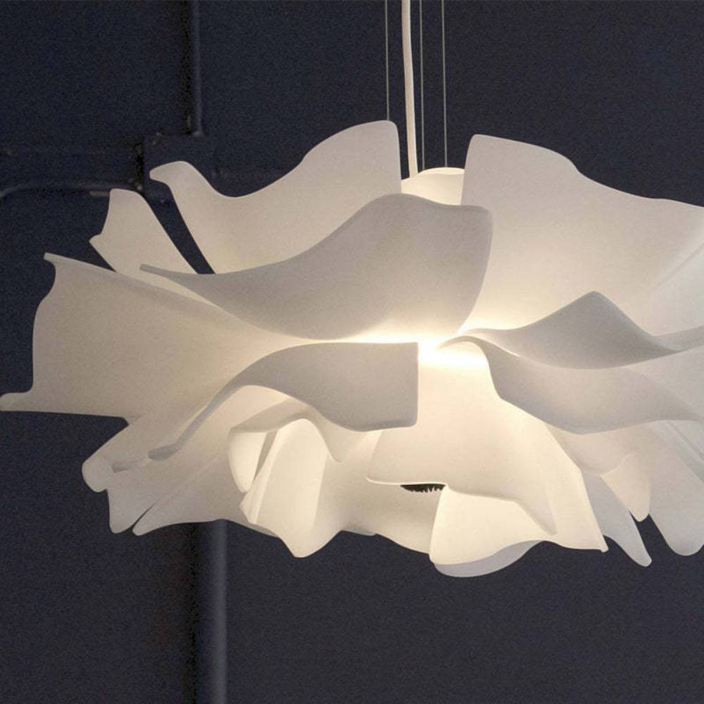 Elegant Floral Pendant Lamp with Adjustable Brightness