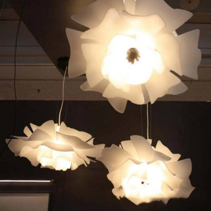 Elegant Floral Pendant Lamp with Adjustable Brightness