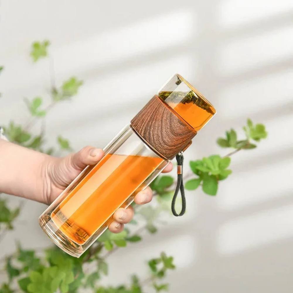 Sleek Portable Glass Beverage Bottle with Infuser for Healthy Sips