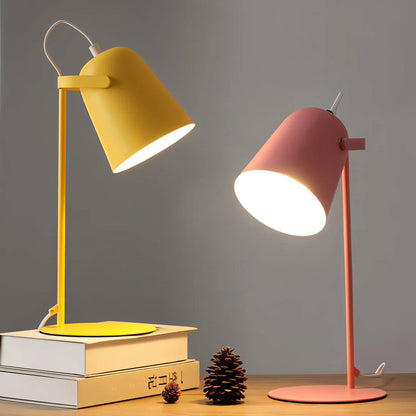 Chic Adjustable Desk Lamp for Cozy Illumination