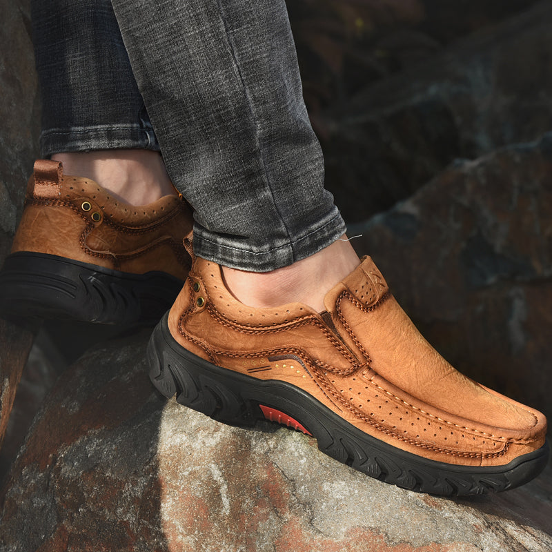 Comfort-First Ankle Boots with Arch Support and Cushioned Sole