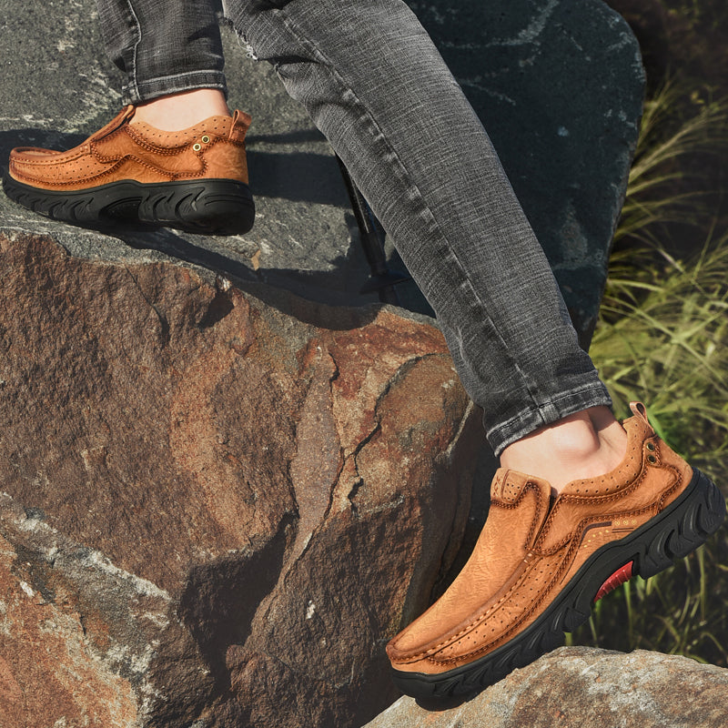 Comfort-First Ankle Boots with Arch Support and Cushioned Sole